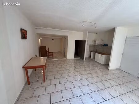 apt t1 en rdc - non-meublé - 04190 les mees