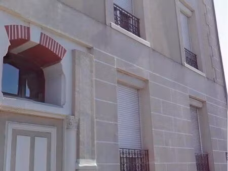 f2 très bon état à vendre