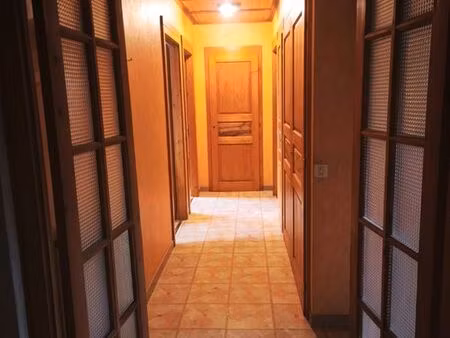 appartement dans maison 3 chambres