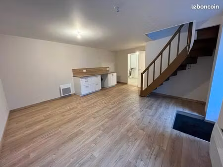 maison de ville 65 m² – centre-bourg la pommeraie-sur-sèvre