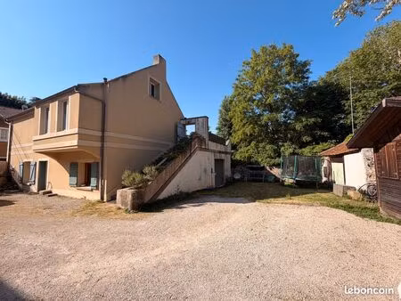 maison individuelle avec dépendance soisy sur seine