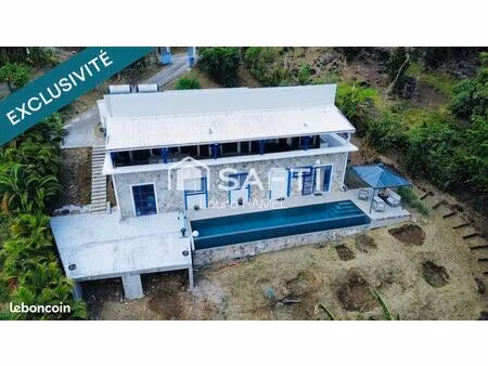 villa 5 pièces 157 m²