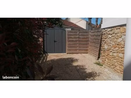 3 pieces etat neuf meuble jardin parkings