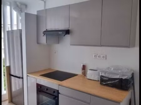 grand appartement disponible à la location