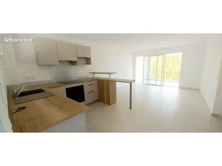 t2 de 61 30 m2 dans résidence neuve et de standing à l'anse mitan trois ilets