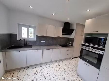 haut de villa 5 pièces 140m²