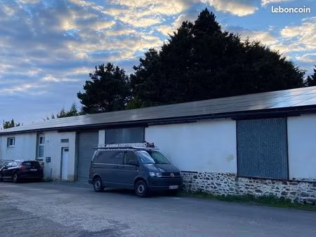 entrepôt de stockage rocheserviere