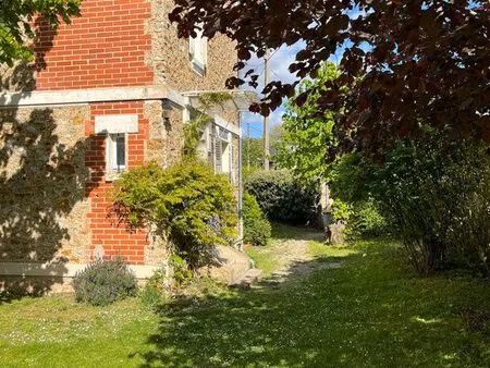 maison 6 pièces 120m2 disponible le 01/07