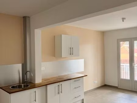 t2 neuf avec balcon 35 m2 basse-terre