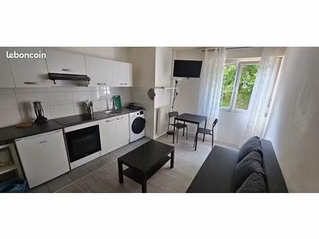 studio 21m2 meublé evry quartier mousseau