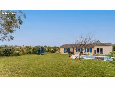 maison t5 de 125m2. 33410