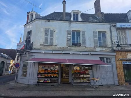 commerce alimentaire de proximité au cœur du village