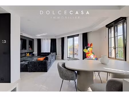 maison de luxe à vendre dans le quartier mocquet