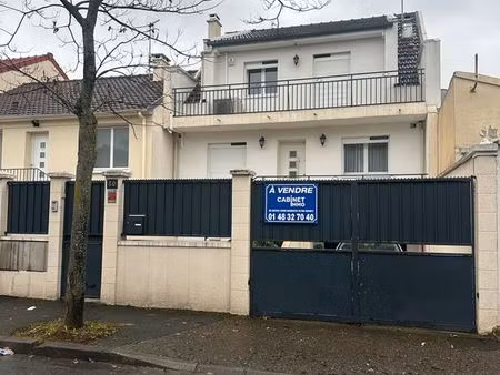 maison 6/7 pieces 130 m2