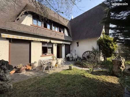 pavillon 5 pièces 140 m²