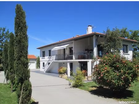 belle propriété plus de 234 m2