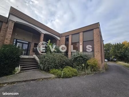 bureau 53 m²