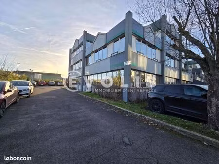 bureaux 110 m²