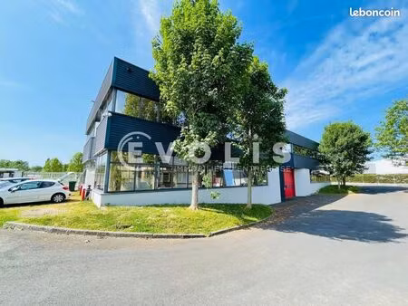 bureau 230 m²