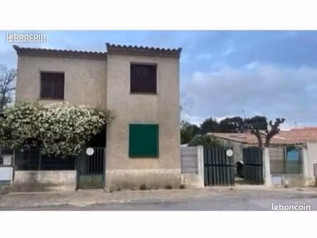 maison de village
