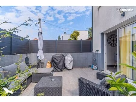 maison de ville 3 pièces 62 m²