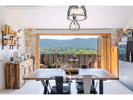 appartement 6 pièces 137 m²
