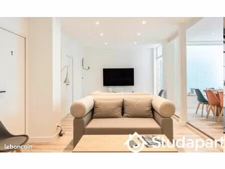chambre 1 pièce 15 m²