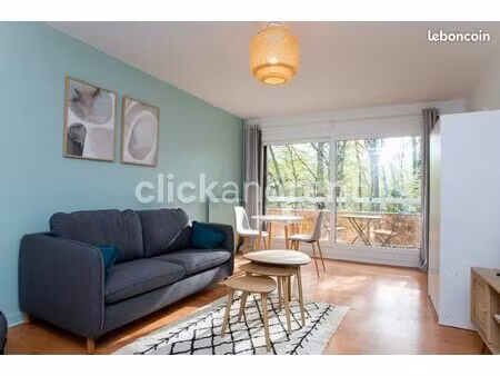 studio 1 pièce 32 m²