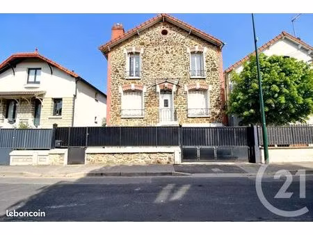 pavillon 5 pièces 119 m²