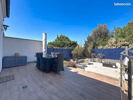 pavillon 6 pièces 136 m²