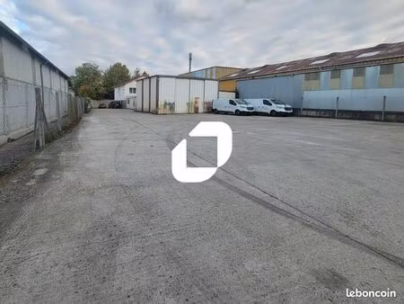 local d'activité 290 m²