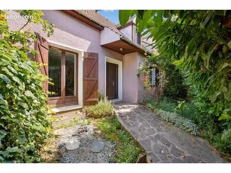 maison 6 pièces 120 m²