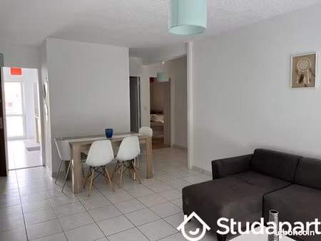 chambre 1 pièce 10 m²
