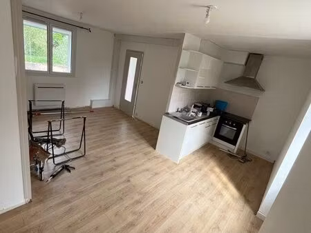 t2 40 m² rénové à neuf – centre-ville de vierzon
