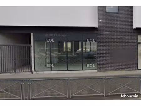 local commercial 213 m²