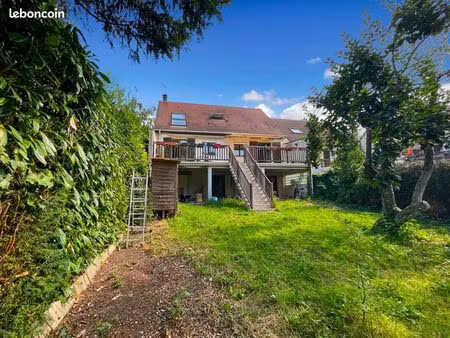 maison 6 pièces 106 m²