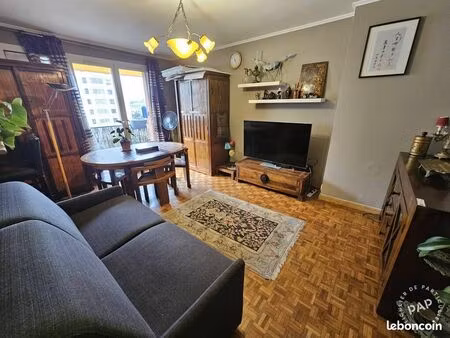 bel appartement 3 pièces de 60 m² à châtillon (92320)  aux portes de paris  avec balcon