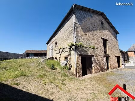 maison 1 pièce 200 m²