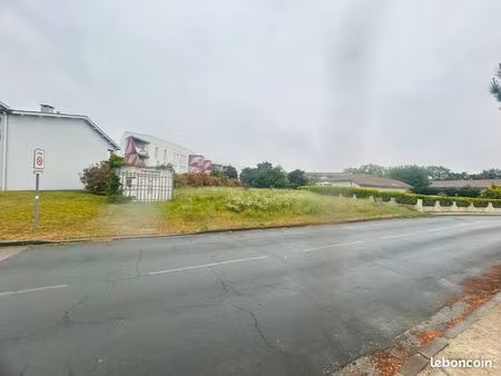 terrain constructible 590m2