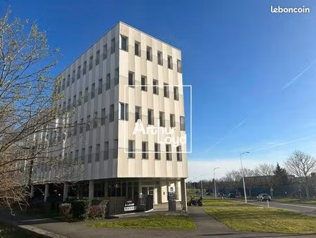 bureaux 577 m²