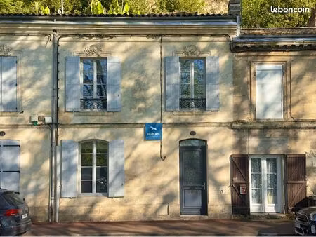 maison en pierre de bordeaux avec rooftop