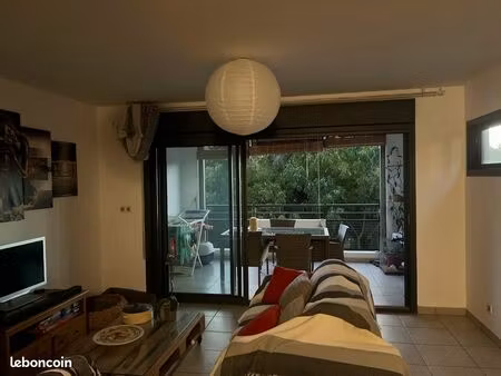 appartement meublé 68 m² avec terrasse – étang saint-paul