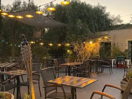 restaurant/chambres d’hôte