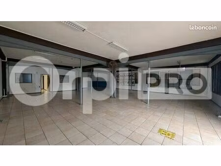 local commercial 255 m²