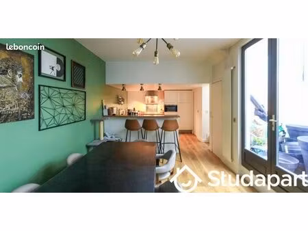 maison 7 pièces 250 m²