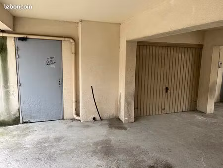 grand garage / box double 35 m² le blanc-mesnil - proche gare drancy
