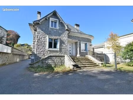 maison 7 pièces 133 m²
