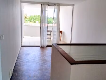 appartement t3 duplex cayenne vue sur mer parking securise avec ascenseur
