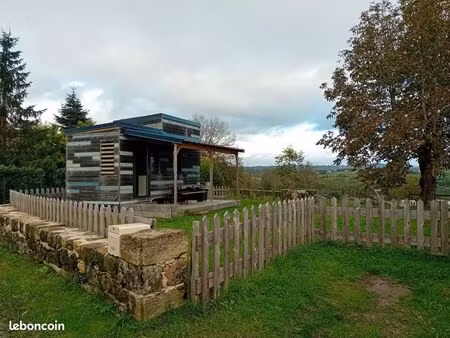 tiny house a l'année charge comprise