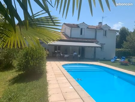 maison familiale + piscine / sadirac